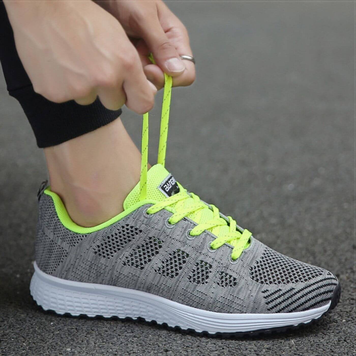 Femmelaya™ – Pain-Relieving Orthopedic Sneakers